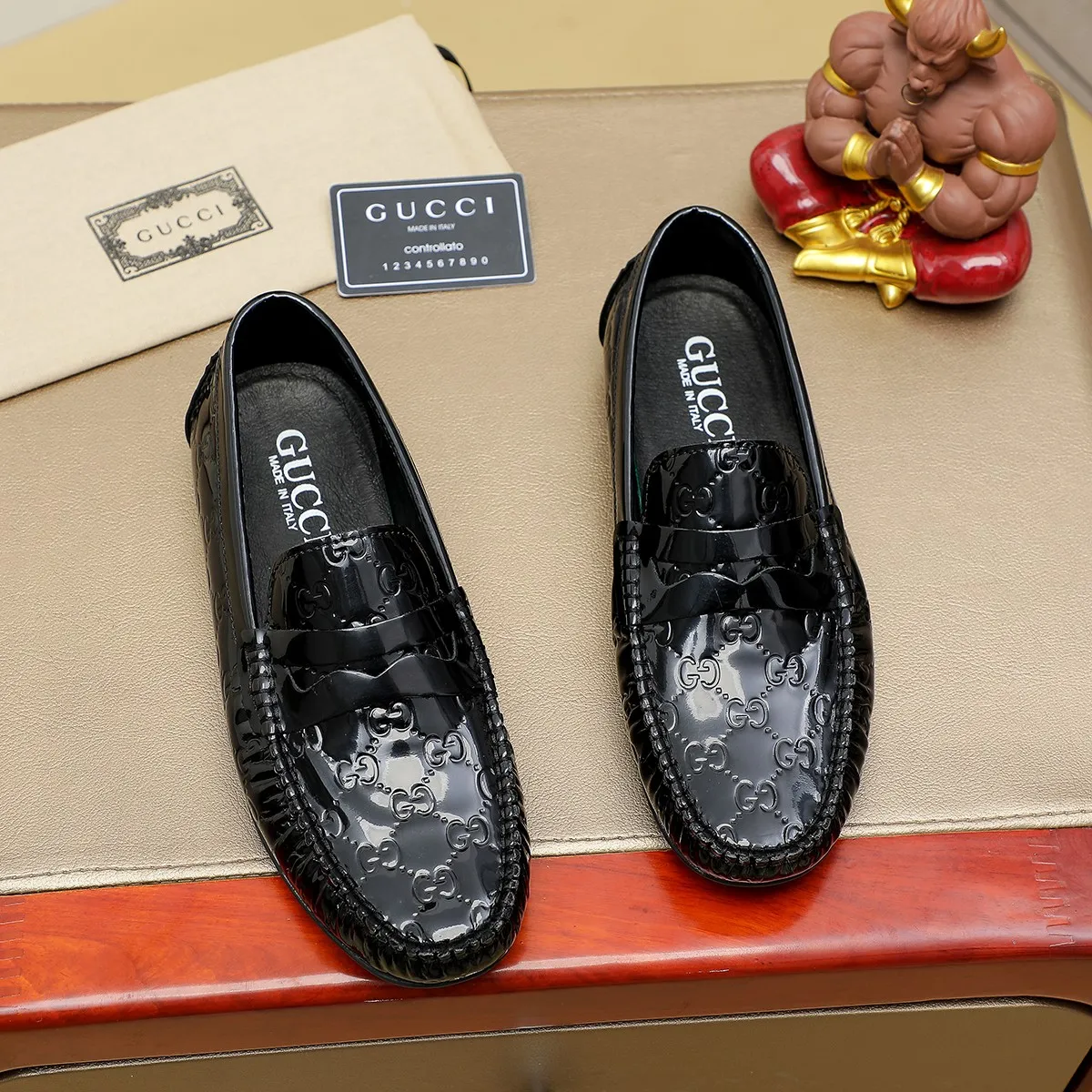 Men's shoes 💰360💰💰GUCCI Gucci official website synchronizes the latest model 🛃The upper is made of imported cowhide, 🐷leather lining, rubber outsole, 🎩🎩top handcrafted with fine stitch and thread workmanship🔍definitely satisfy those perfectionist men who pursue high luxury quality 👏 3 colors available! Code number 38-45 Large quantity in stock